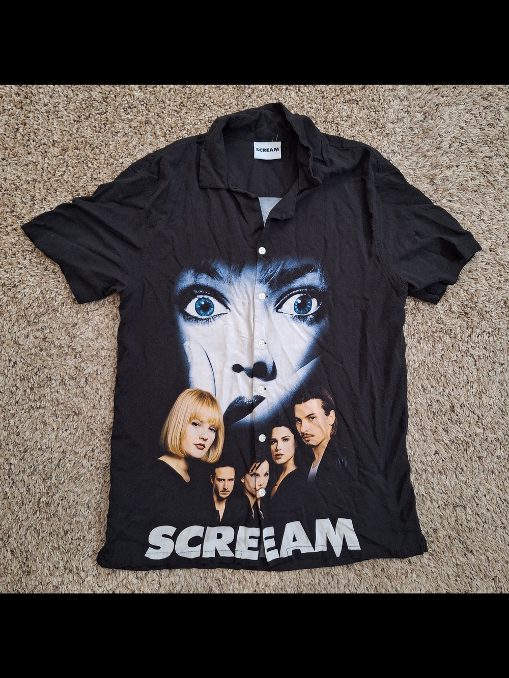 PacSun Licensed "Scream" Movie Cast Graphic Button-Up Shirt, Size M